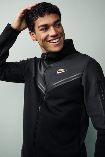Nike tech fleece 2020 sale