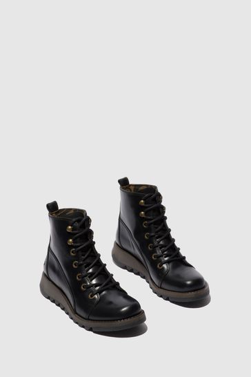 Lace up top fly boots