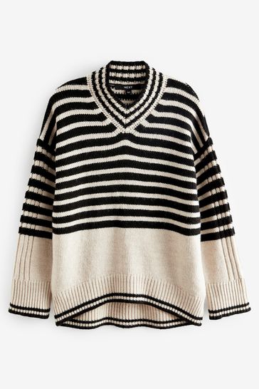 Black and store cream jumper