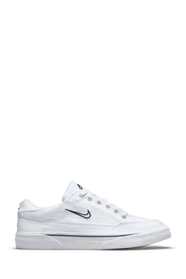 Canvas nike hot sale trainers