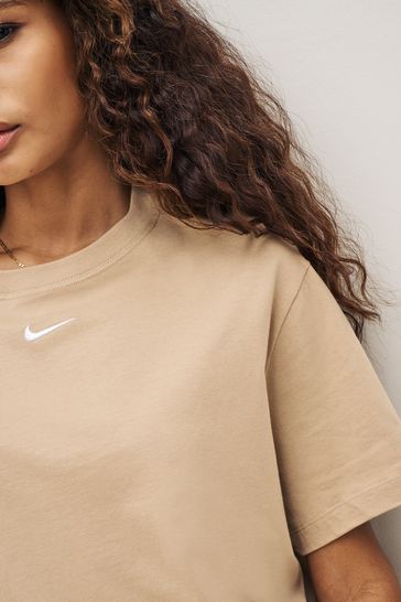 Nike best sale beige shirt