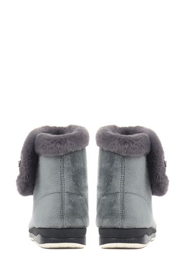 Wide fit hot sale slipper boots