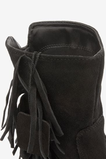 Black suede fringe boots discount