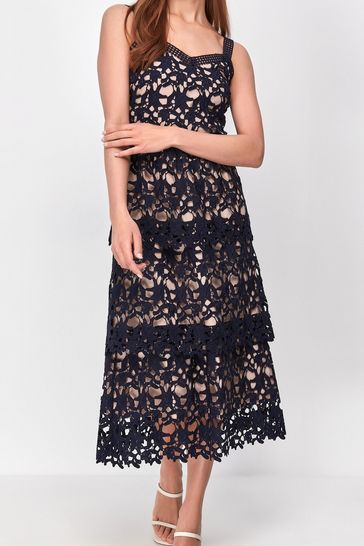 Sonder Studio GLAMOUR Lace Tiered Midi Dress