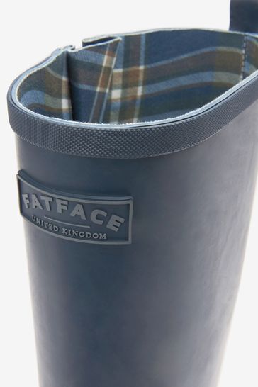 Fat outlet face wellies