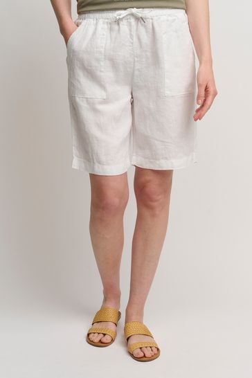 B. Coastline White Casual Shorts