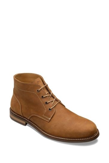 Nubuck chukka store