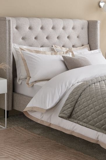 Upholstered queen top bed platform