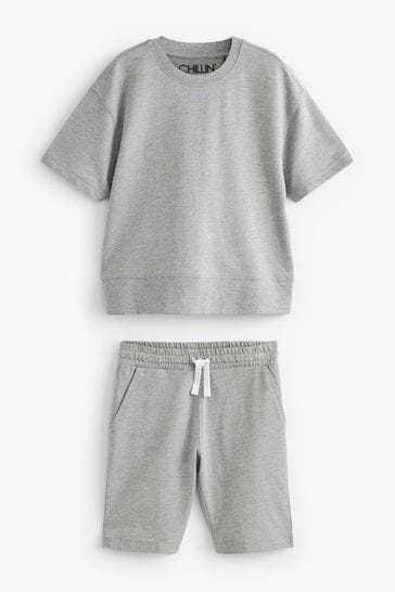 Black t 2025 shirt grey shorts
