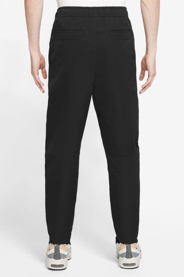 Nike black tapered joggers 2025