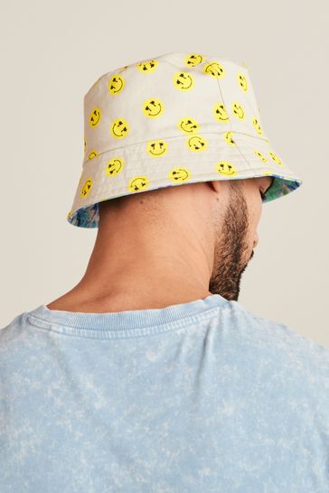 Pretty green smiley bucket hat on sale