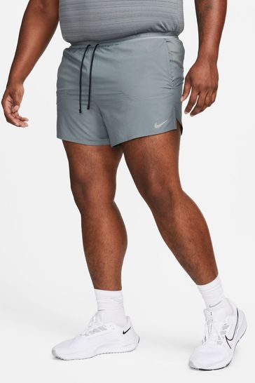 Mens nike 5 sales inch shorts