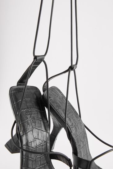 Black strappy deals square toe heels