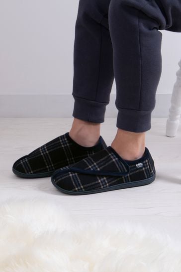 Totes Navy Check Isotoner Mens Velour Closed Back Slipper With Velcro Opening