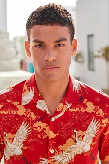 Red Short Sleeve Printed Shirt With Cuban Collar