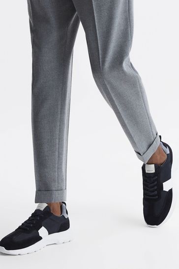 Navy store running trainers