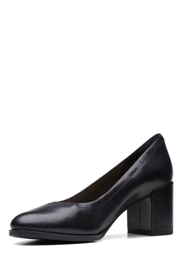 Clarks black discount leather court shoes