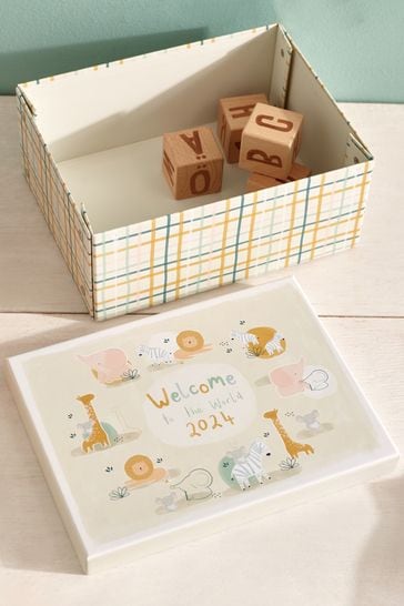 Born in hotsell 2019 keepsake box