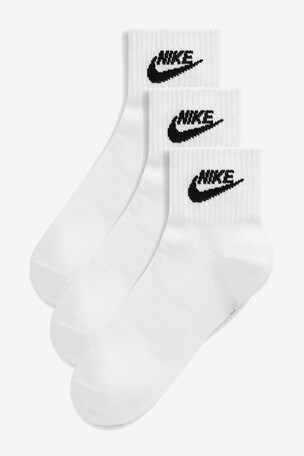 white nike socks mid