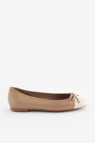 Round toe leather sales flats