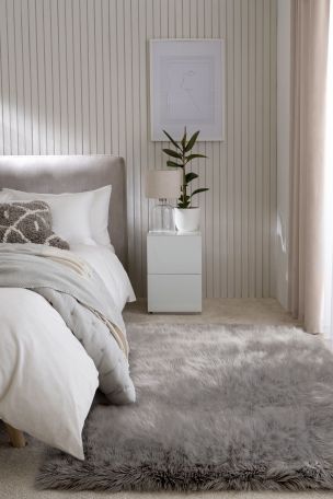 Faux Fur Rug From The Next Uk - Big Grey Faux Fur Rug Faux Fur Rug From The Next Uk - Big Grey Faux Fur Rug