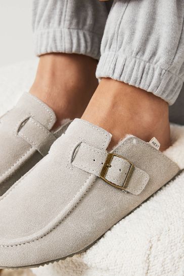 Suede deals clog slippers