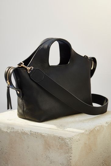 Black handheld bag store