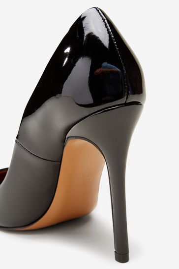 Comfy court sale shoes uk