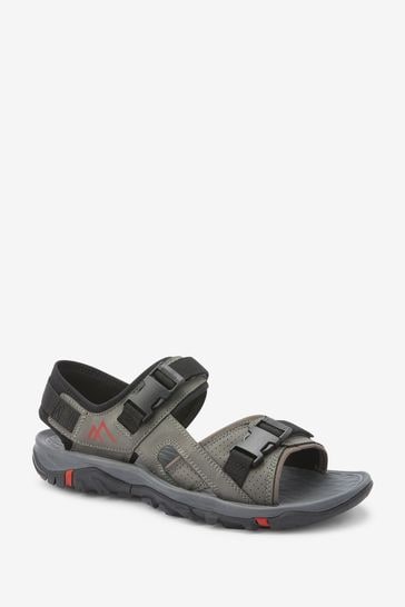 Sport sandal trend 219 clearance