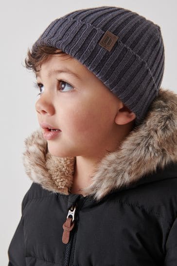 Snowsuit with outlet fur hood