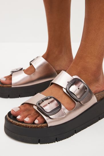 Buckle flatform sandals on sale