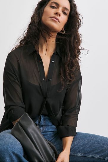 Oversized black shirt outfit outlet