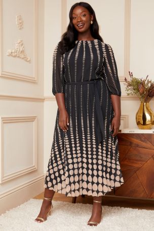 Curve midi dress on sale with sleeves