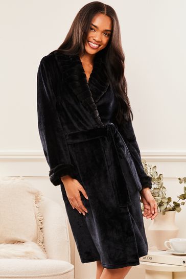 Buy Lipsy Shawl Collar Super Soft Dressing Gown from the Laura
