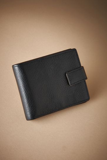 Buy Signature Leather Extra Capacity Wallet from the Laura Ashley