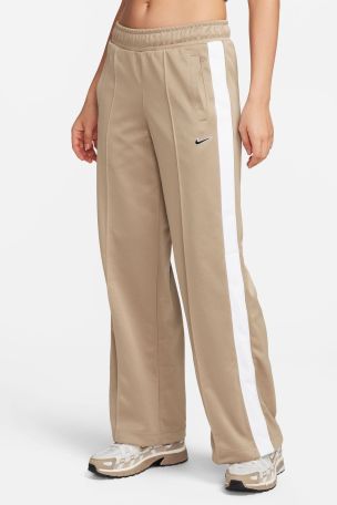 Beige on sale nike joggers
