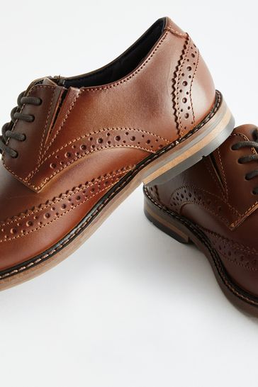 Tan Brown Lace-Up Brogue Shoes
