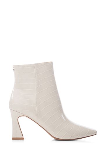 Moda de pelle uk on sale