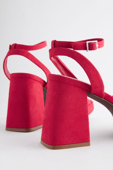 Red sandals forever 21 store