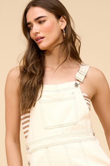 White dungaree dress 2025