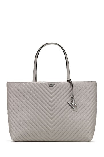 Secret Pebbled V-Quilt Everything Tote