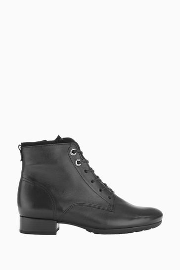 Black spike ankle best sale boots