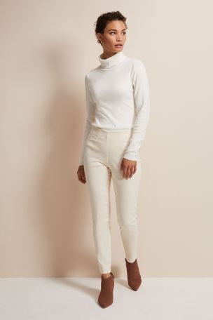 Cream jeggings uk top