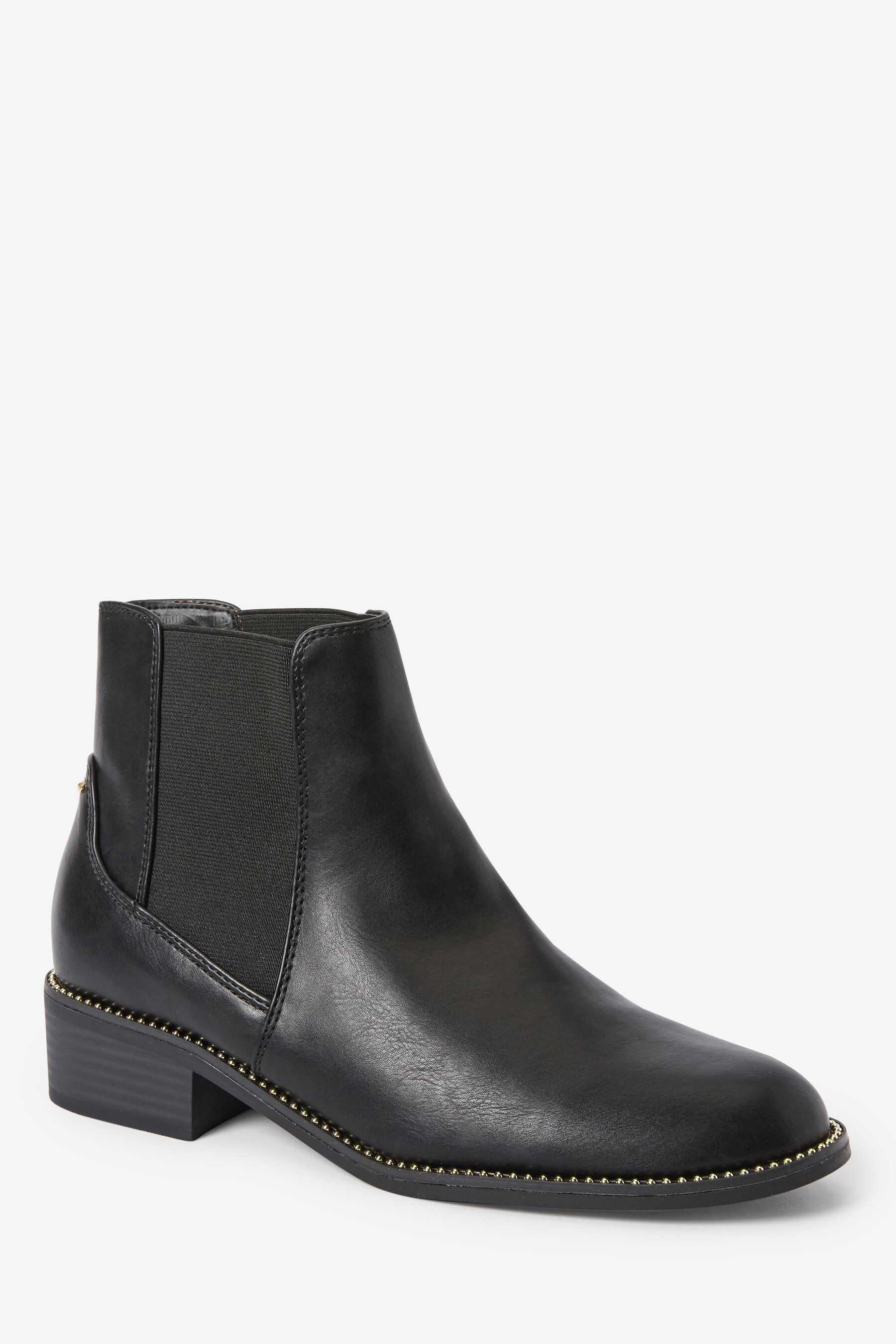 stud detail chelsea boots