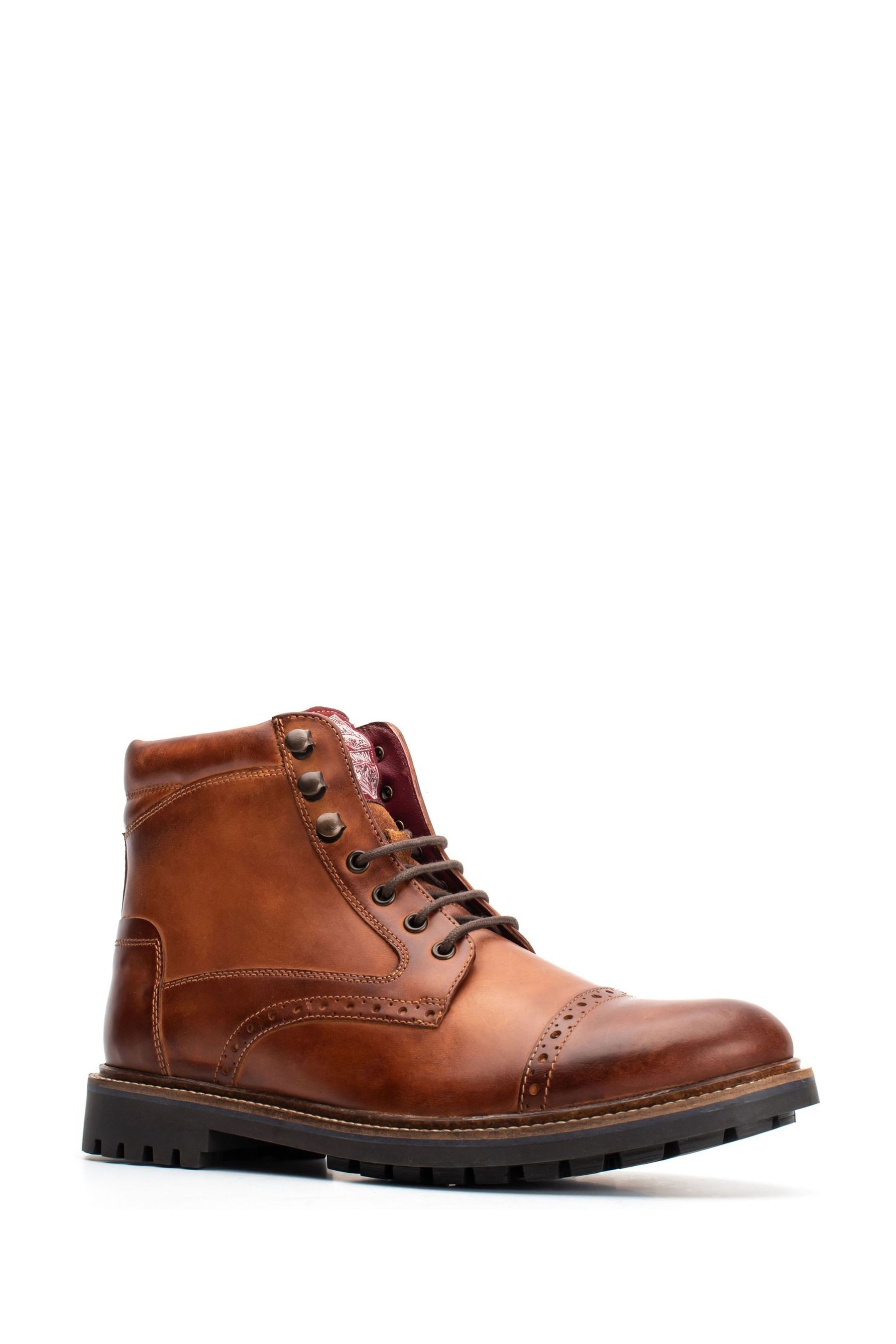base london bower brogue boots in tan