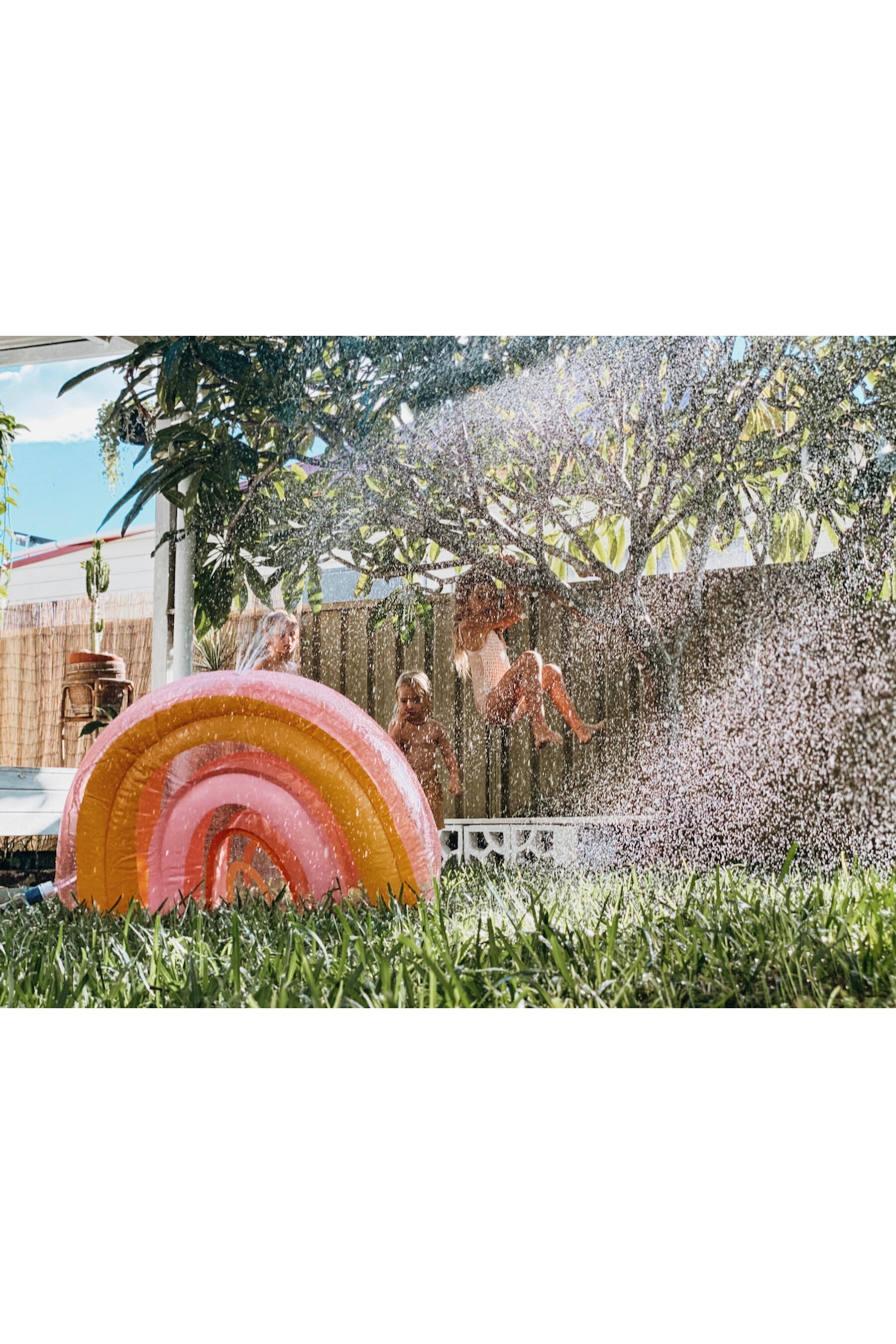 inflatable sprinkler rainbow