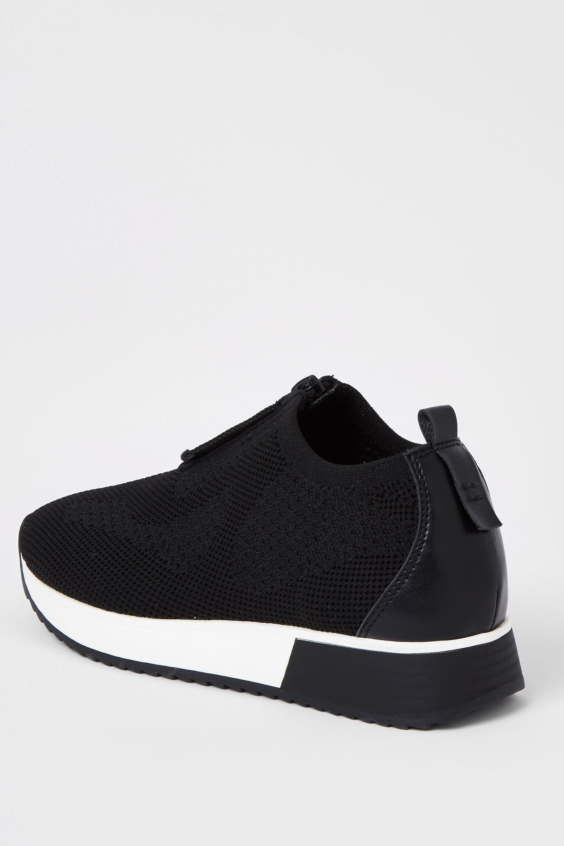river island black trainers