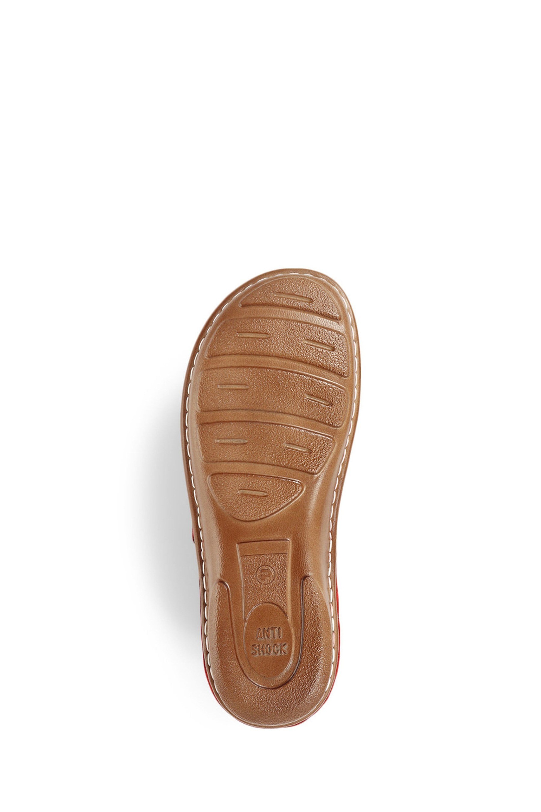 pavers casual clog