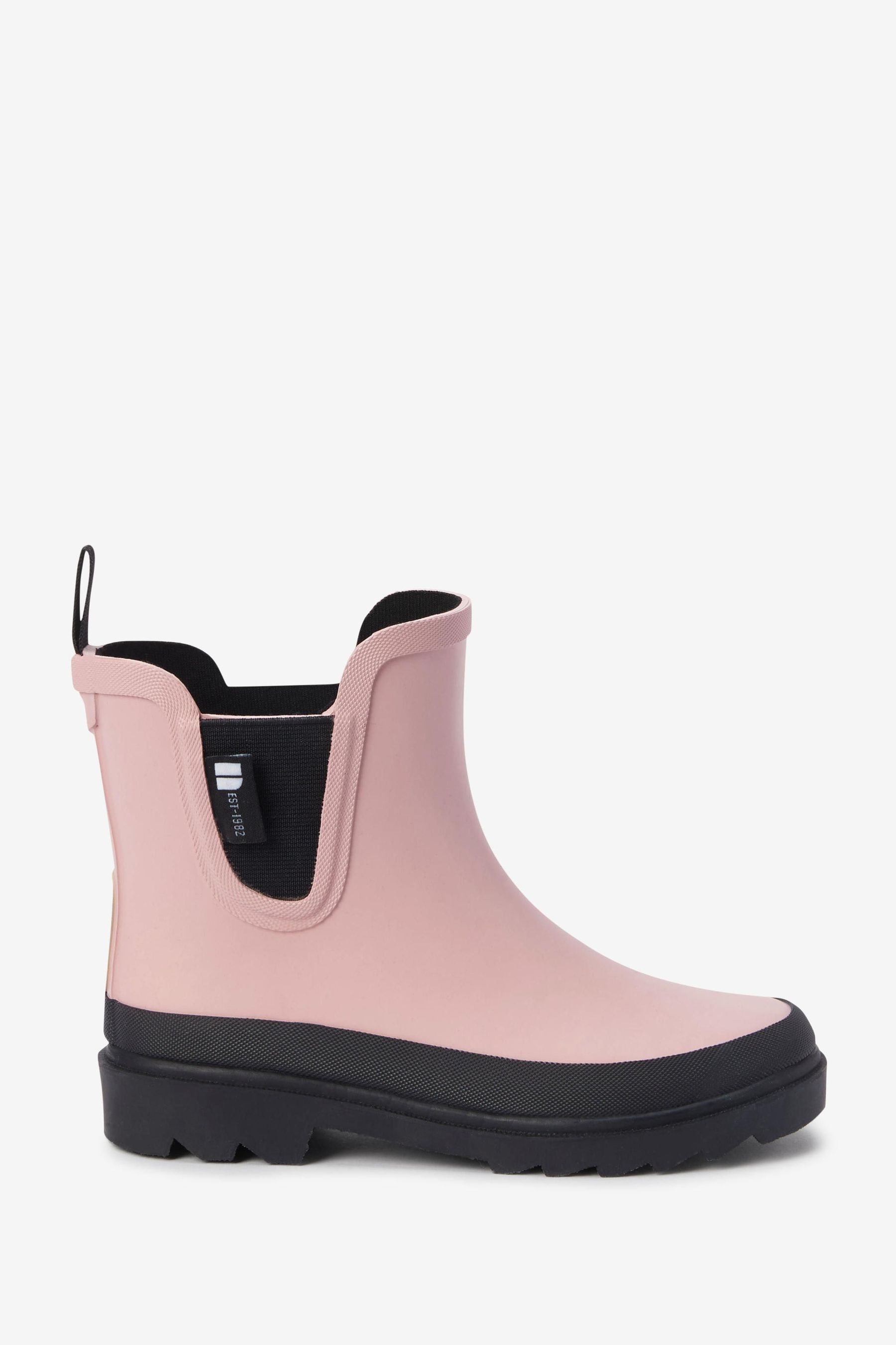 next chelsea wellies