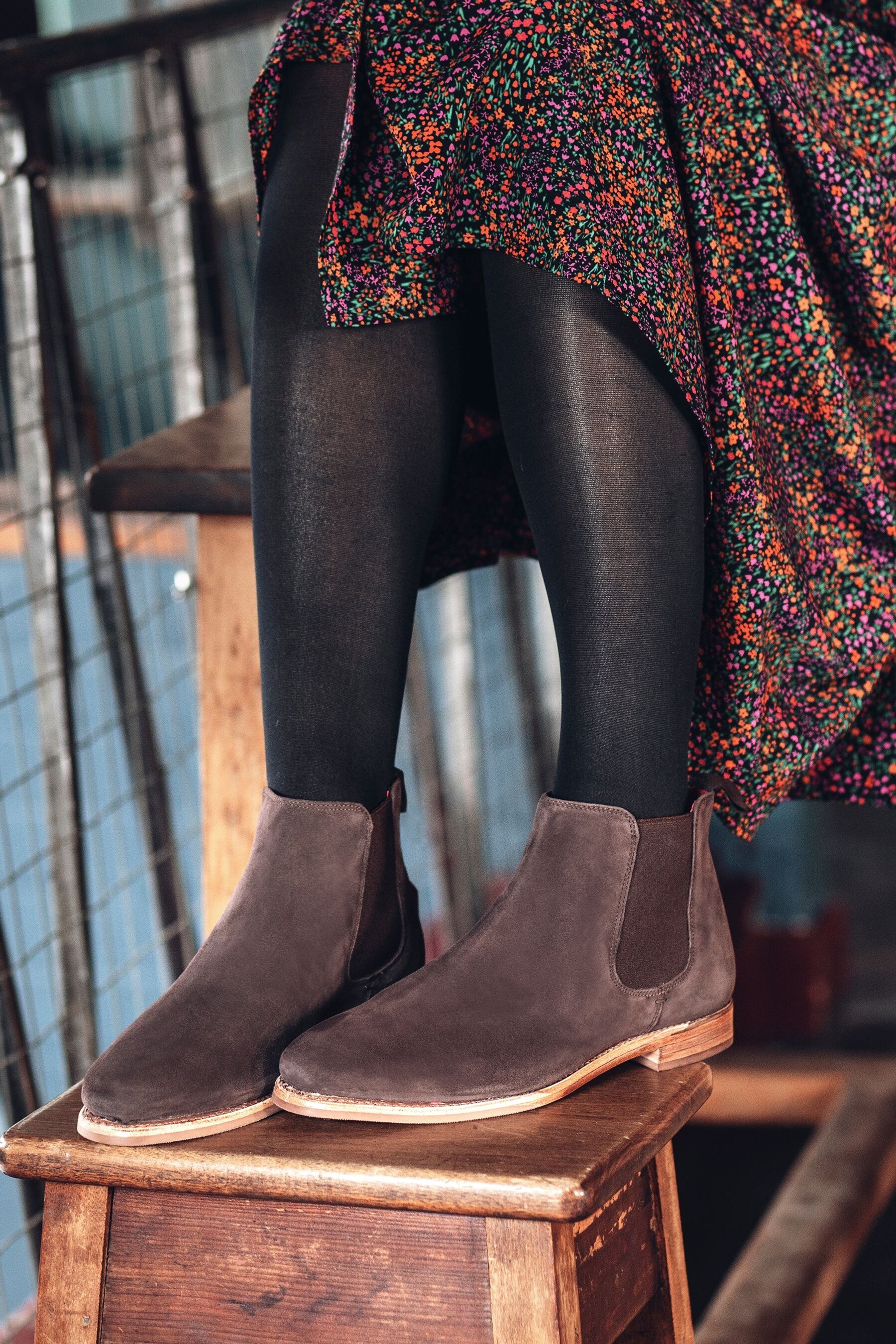 jones bootmaker ladies chelsea boots